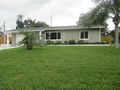 13532 Ridgeland Drive Seminole FL 33776