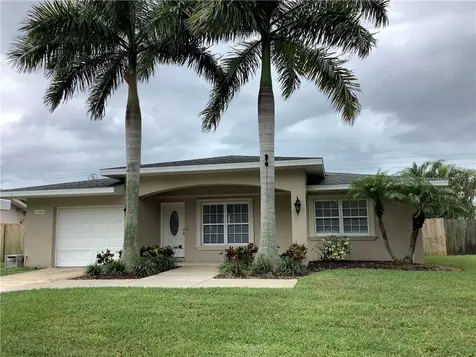 13846 Trinidad Drive Seminole FL 33776