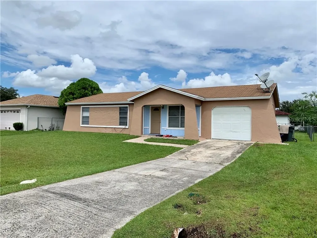 340 Lauderdale Court Kissimmee FL 34759