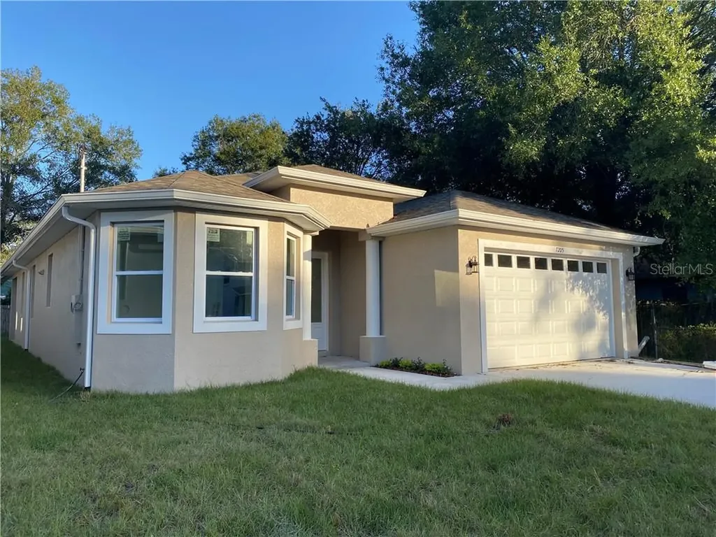 7205 N Thatcher Avenue Tampa FL 33614