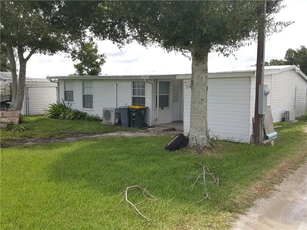 17216 Bridlewood Drive Okeechobee FL 34974