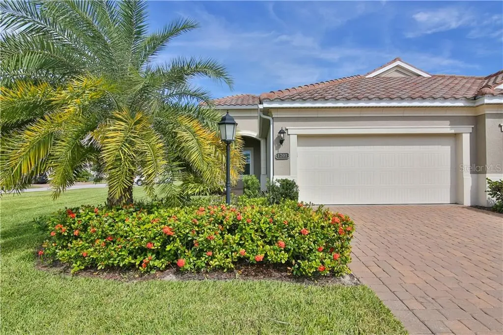 1201 Calle Grand Street Bradenton FL 34209