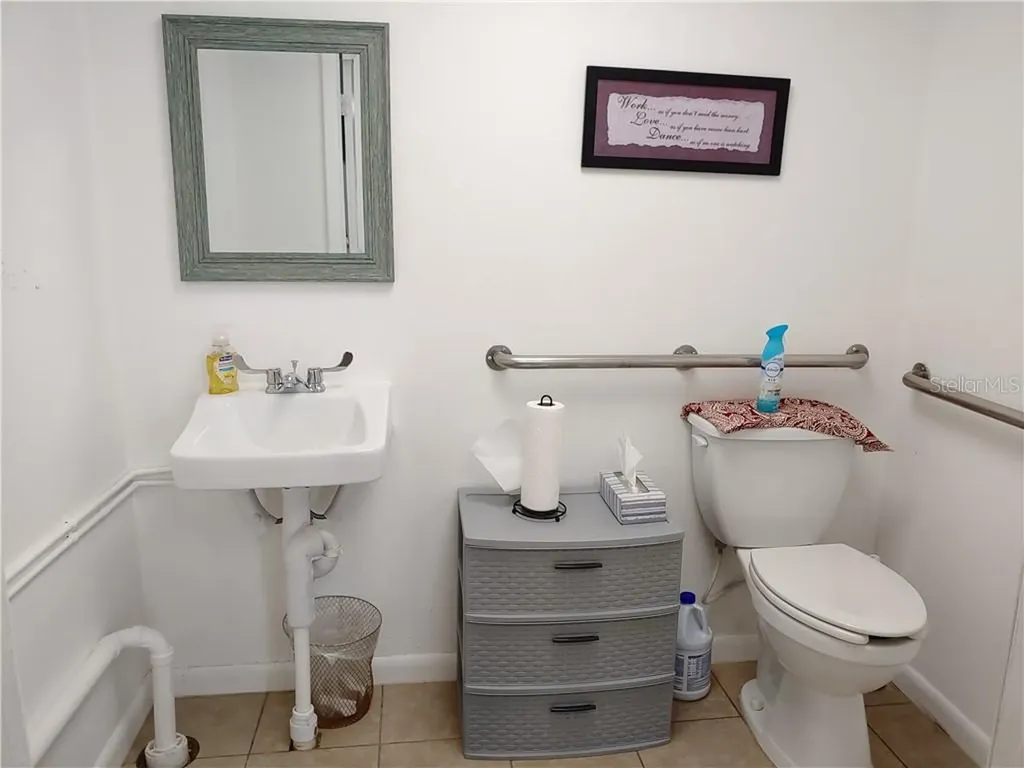 215 N Scenic Highway Frostproof FL 33843