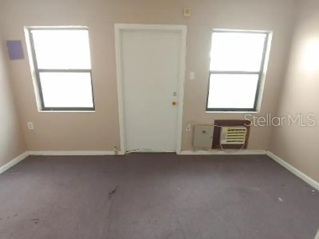 215 N Scenic Highway Frostproof FL 33843