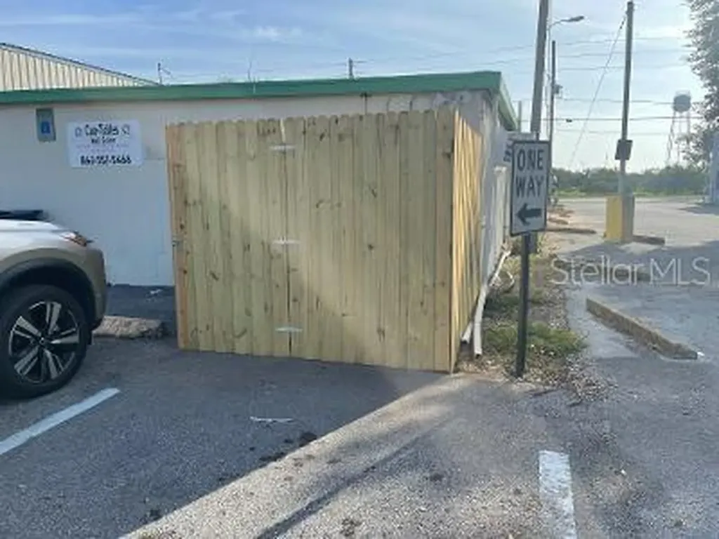 215 N Scenic Highway Frostproof FL 33843