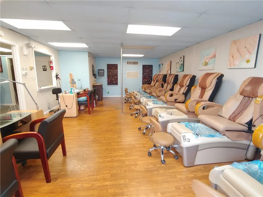 215 N Scenic Highway Frostproof FL 33843