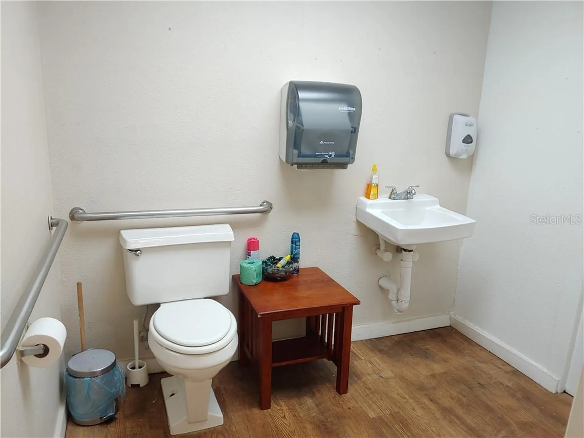 215 N Scenic Highway Frostproof FL 33843