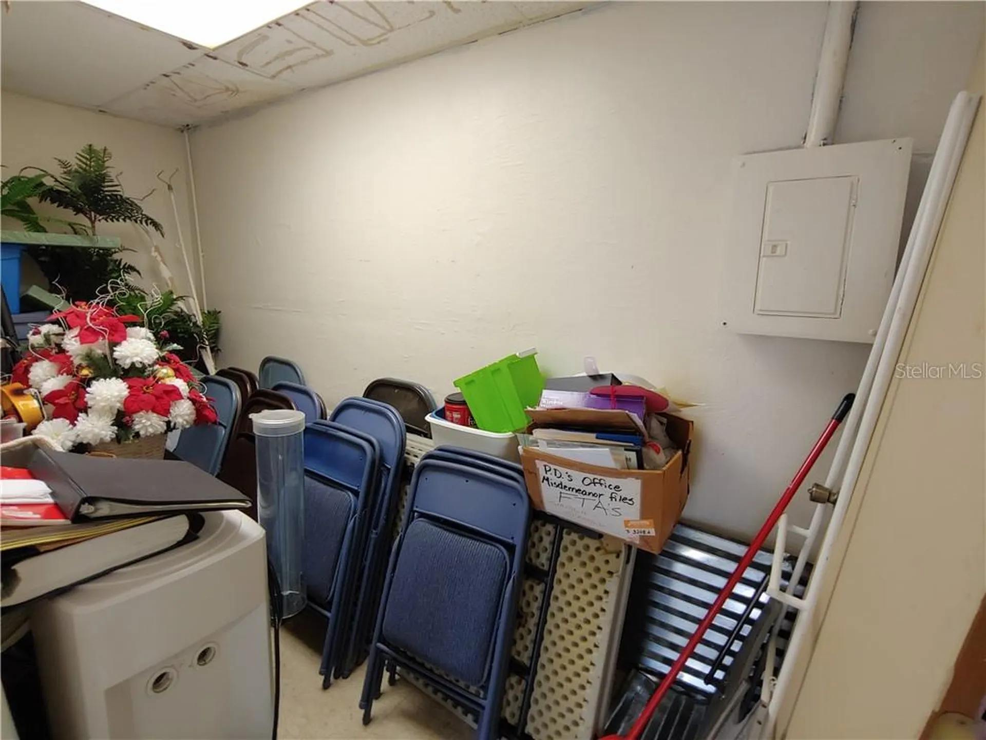 215 N Scenic Highway Frostproof FL 33843