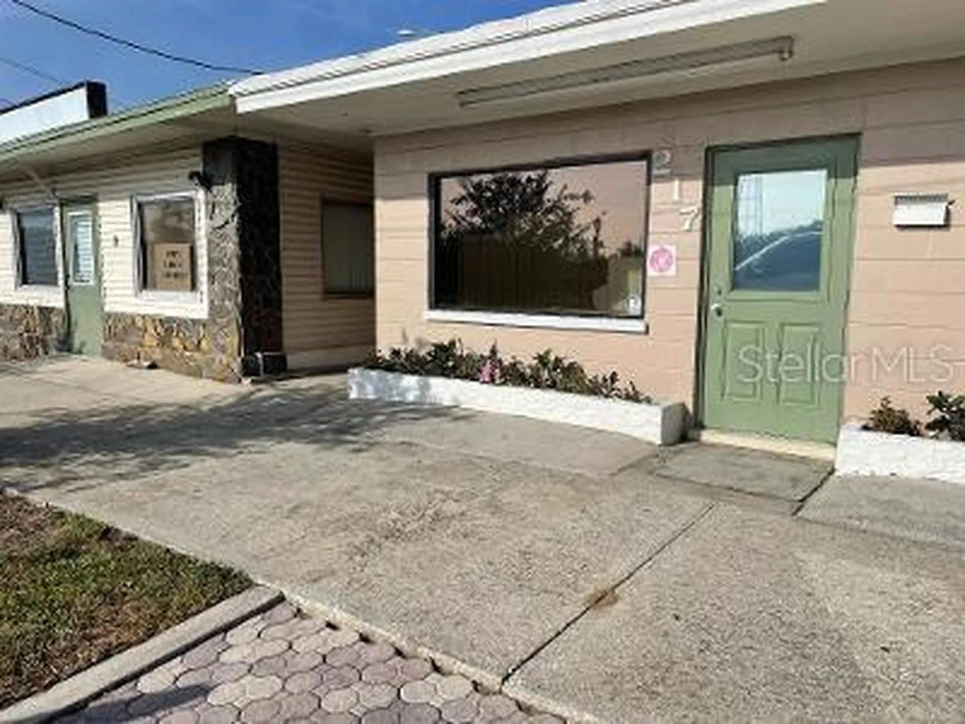 215 N Scenic Highway Frostproof FL 33843