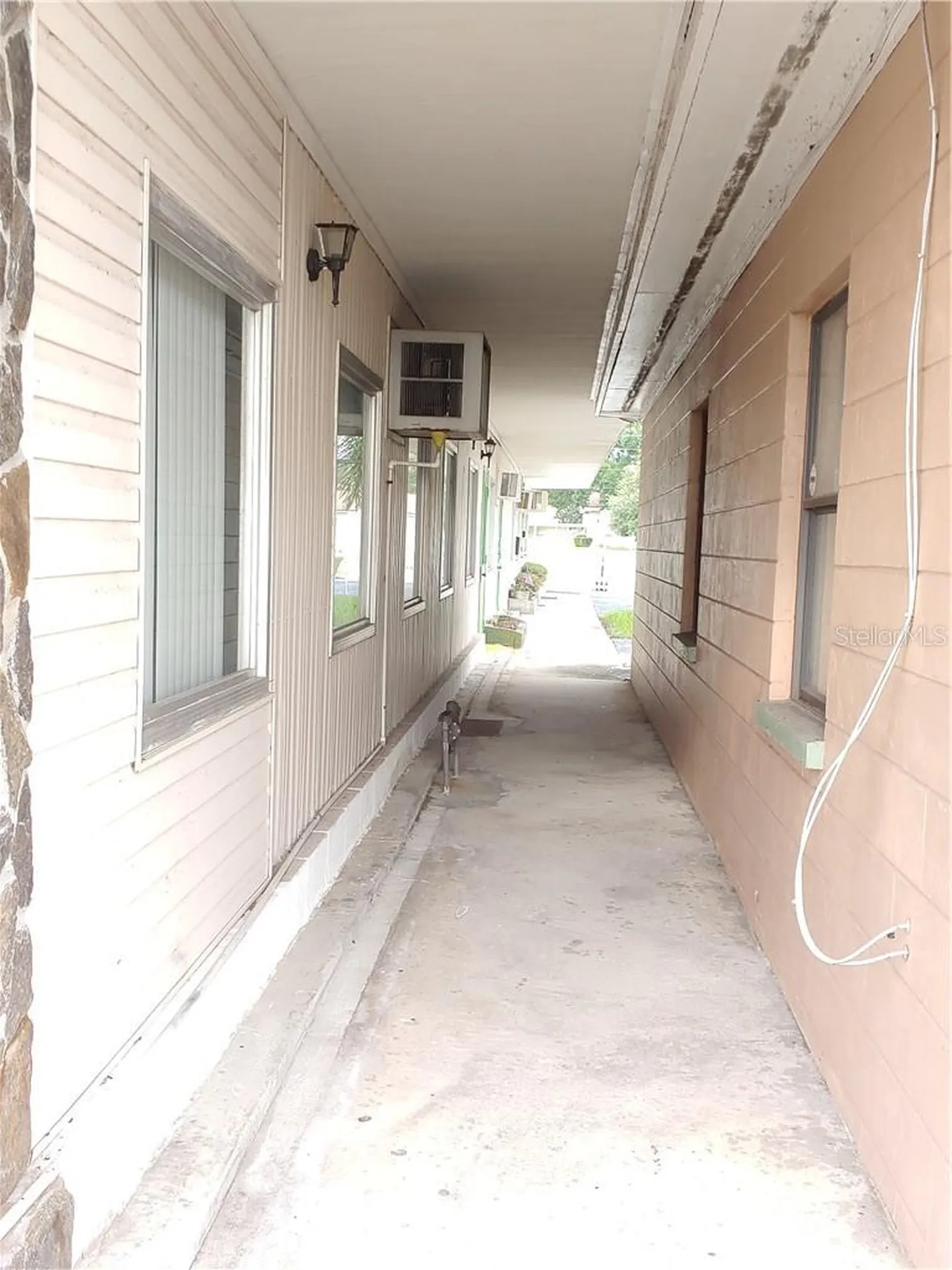 215 N Scenic Highway Frostproof FL 33843