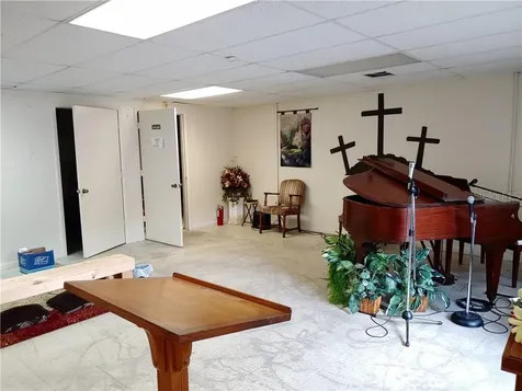 215 N Scenic Highway Frostproof FL 33843