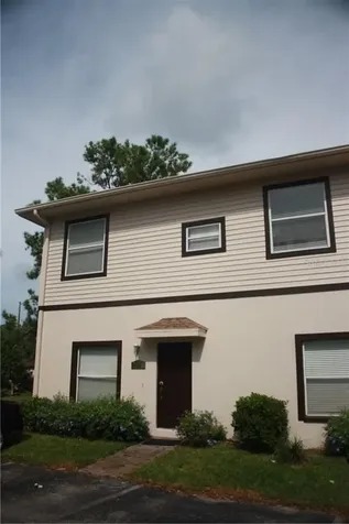 2102 Oak Chace Court Tampa FL 33613