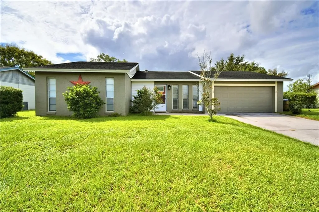 162 Gardenia Road Kissimmee FL 34743