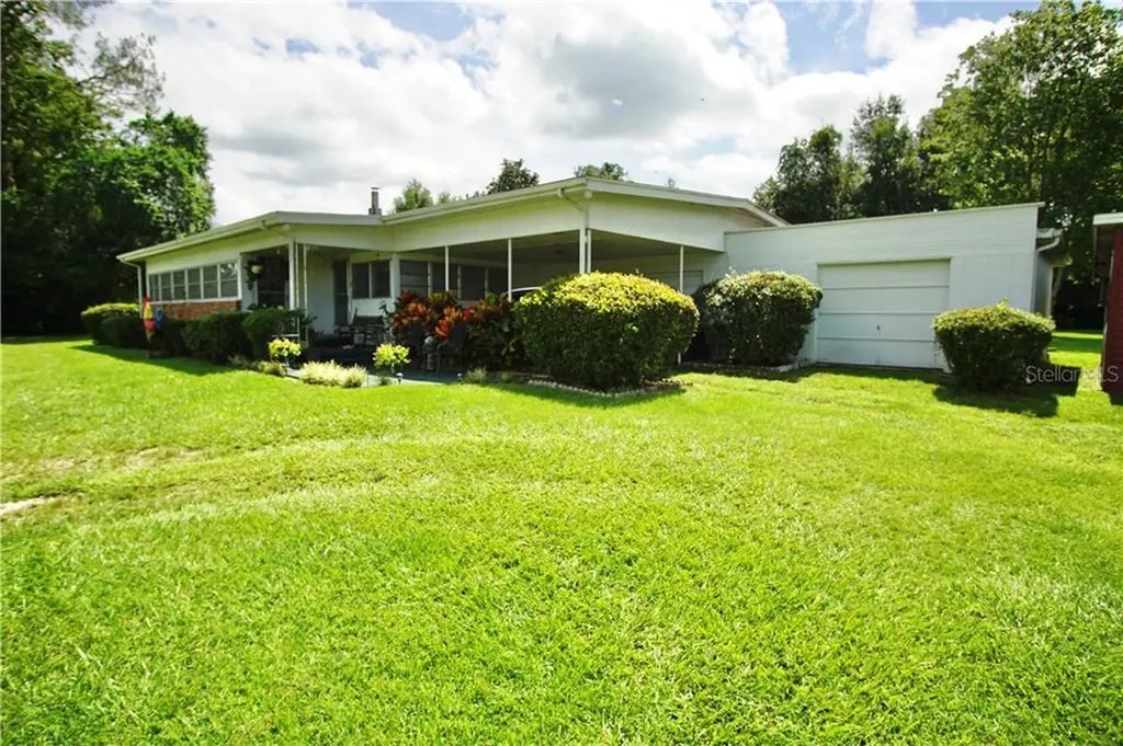 9325 Us Highway 98 Dade City FL 33525
