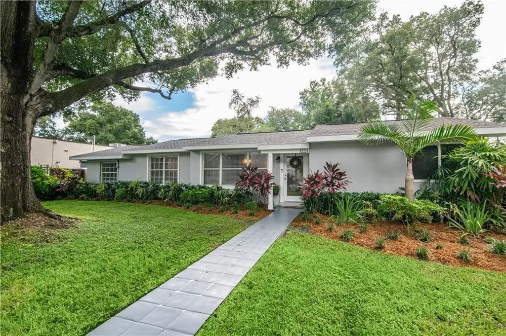4124 W Leona Street Tampa FL 33629