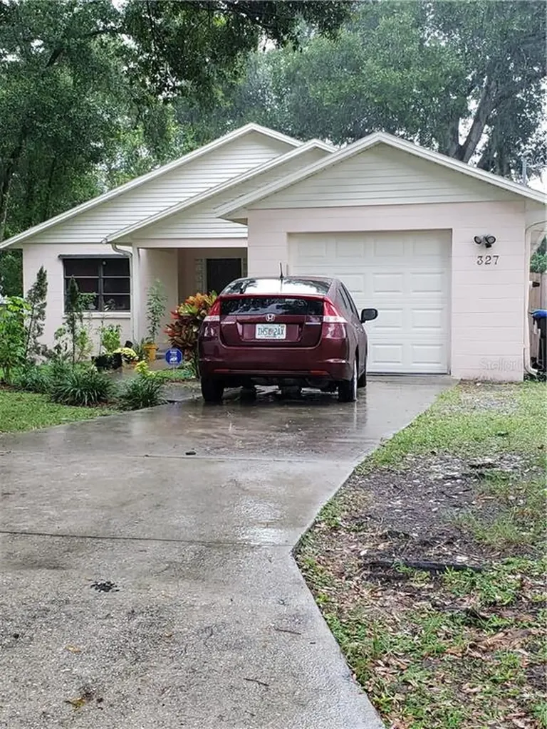 327 Enka Avenue Orlando FL 32835