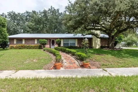 647 Belleview Drive Lake Wales FL 33853