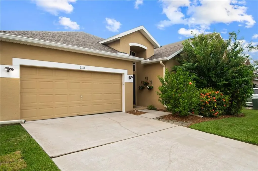2118 Congress Lane Saint Cloud FL 34769