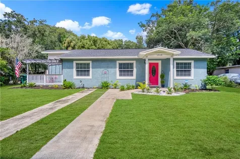 1510 E Lambright Street Tampa FL 33610