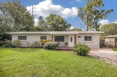 5204 55th Avenue N St Petersburg FL 33709