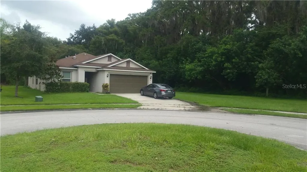 1530 Nature Trail Kissimmee FL 34746