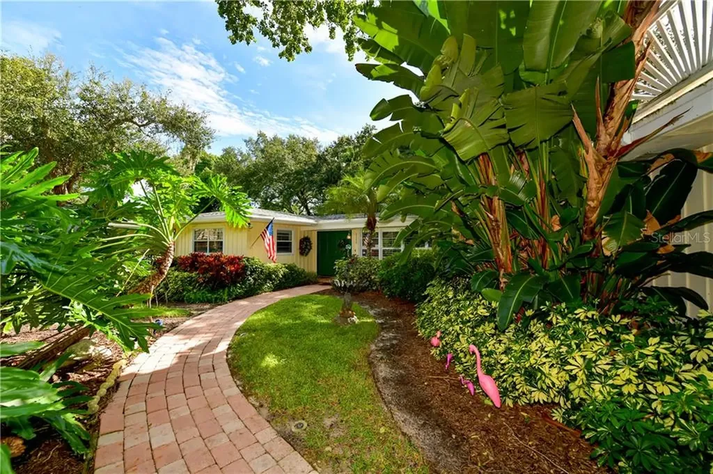 6343 Hollywood Boulevard Sarasota FL 34231