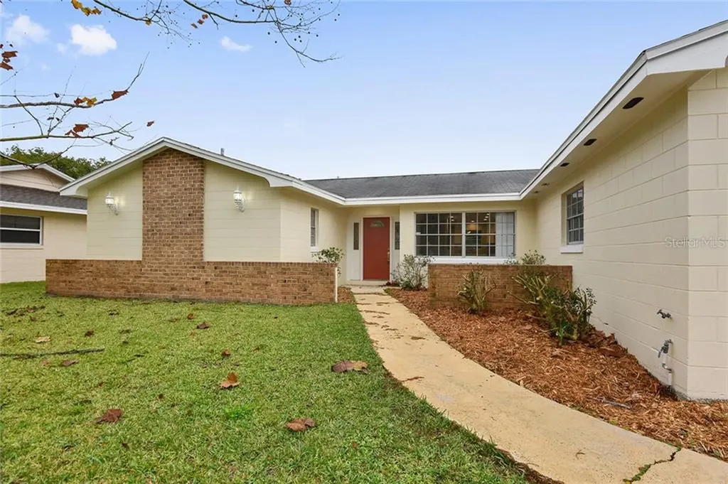 511 Spring Oaks Boulevard Altamonte Springs FL 32714