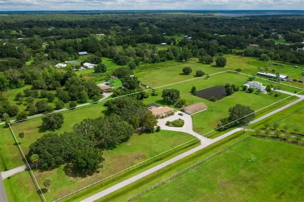 6843 Myakka Valley Trail Sarasota FL 34241