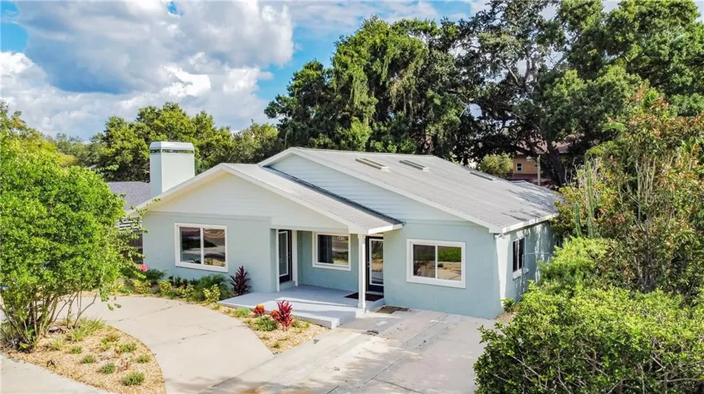 3412 W Swann Avenue Tampa FL 33609