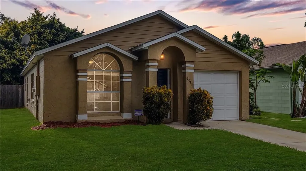 2045 Garwood Drive Orlando FL 32822