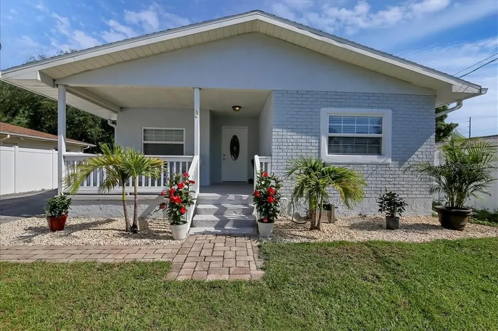 3609 W Cass Street Tampa FL 33609