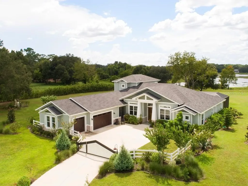 27313 Grand Oak Lane Tavares FL 32778