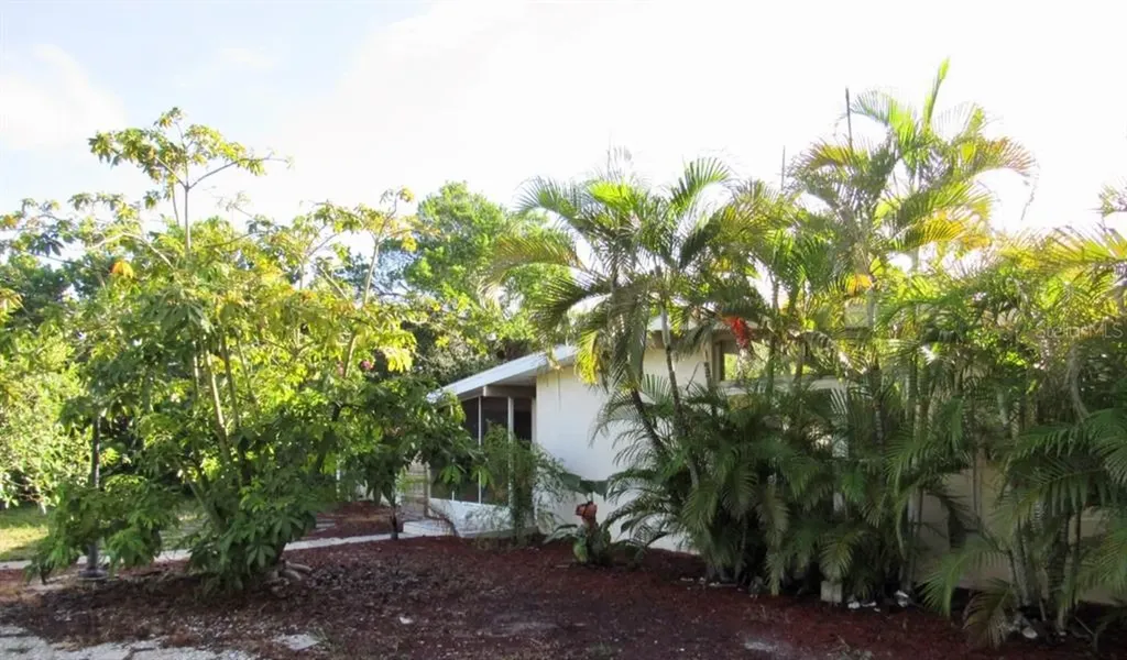 1501 Dartmouth Drive Bradenton FL 34207