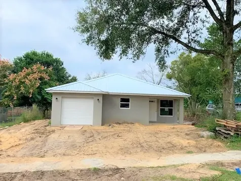 614 Pine Street Auburndale FL 33823