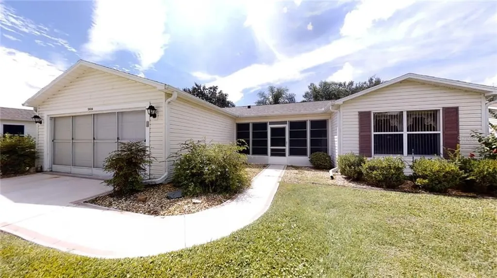 2624 Privada Drive The Villages FL 32162