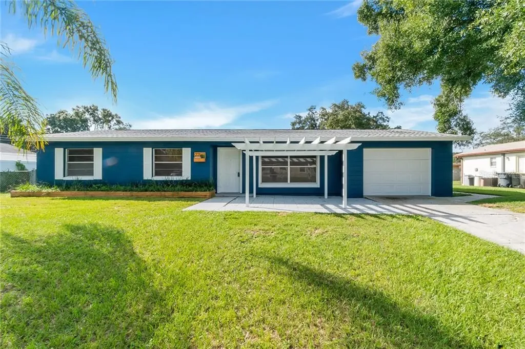 221 Padgett Place N Lakeland FL 33809