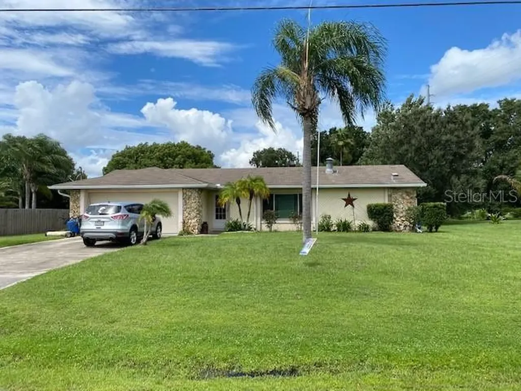 1130 Meadow Spring Court Kissimmee FL 34744
