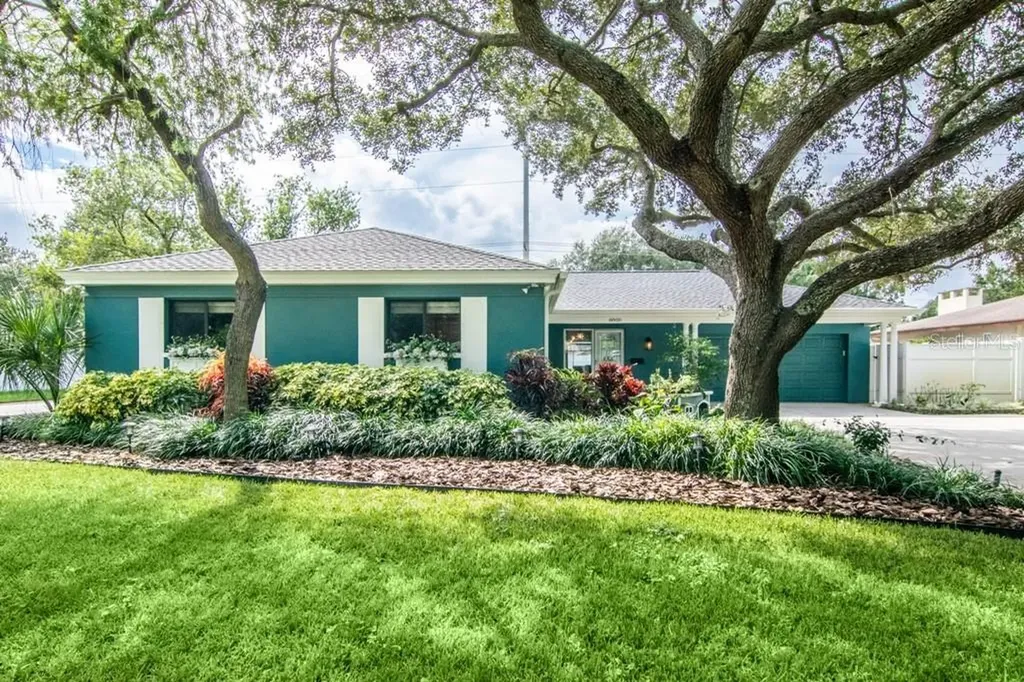 8800 15th Lane N St Petersburg FL 33702