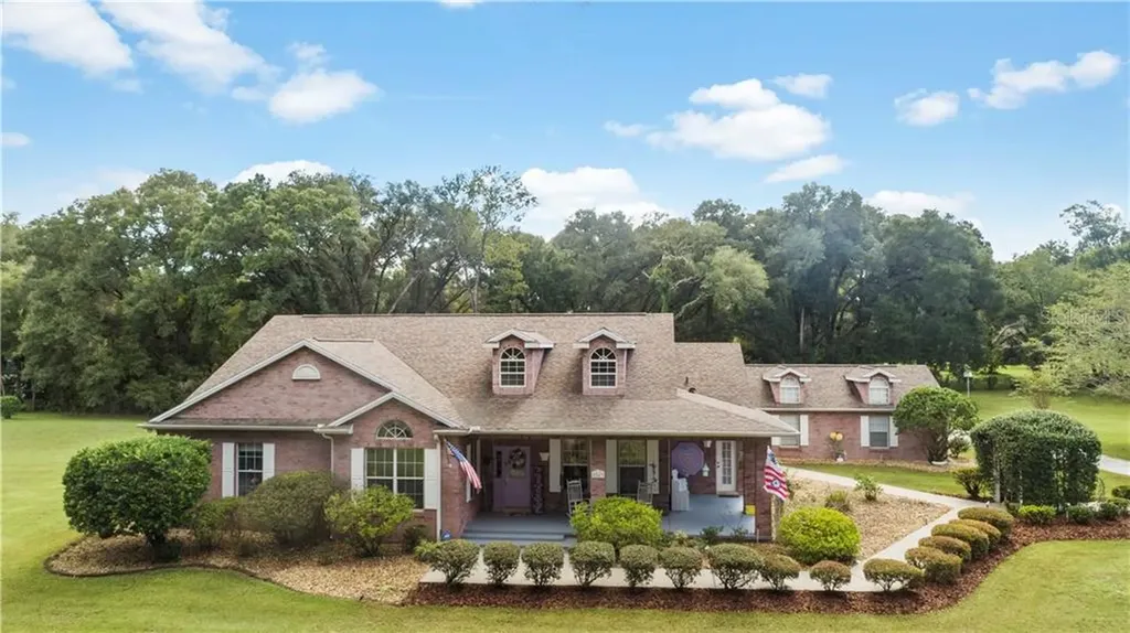 2543 Country Squire Lane Deland FL 32720