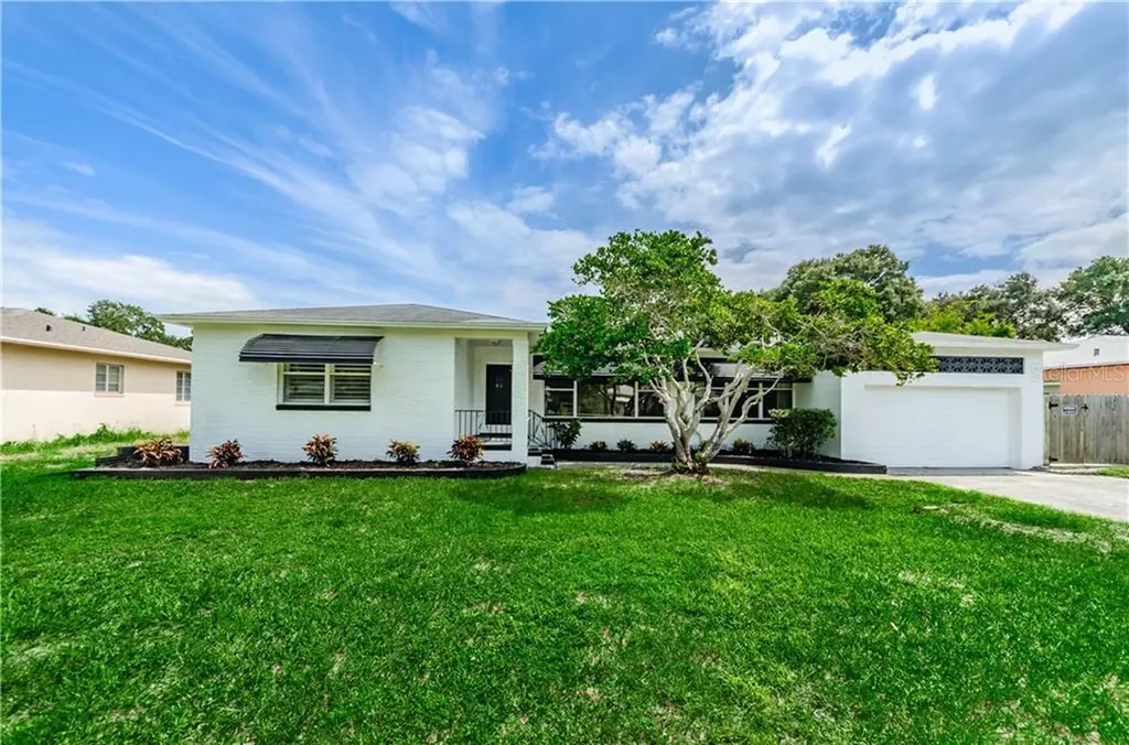 2014 Gray Street S Gulfport FL 33707