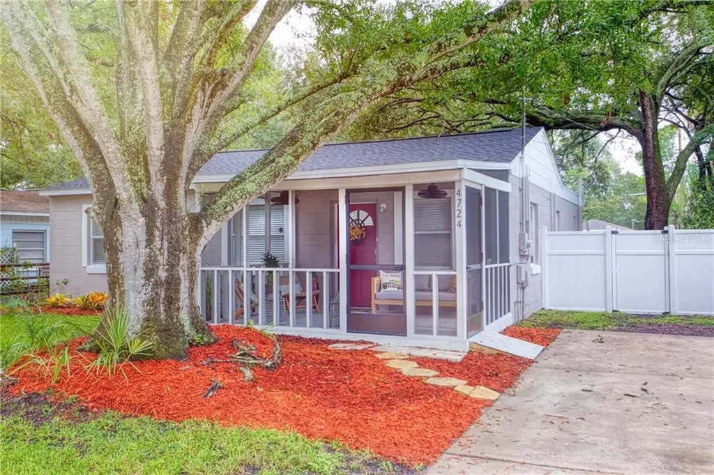 4724 W Knights Avenue Tampa FL 33611
