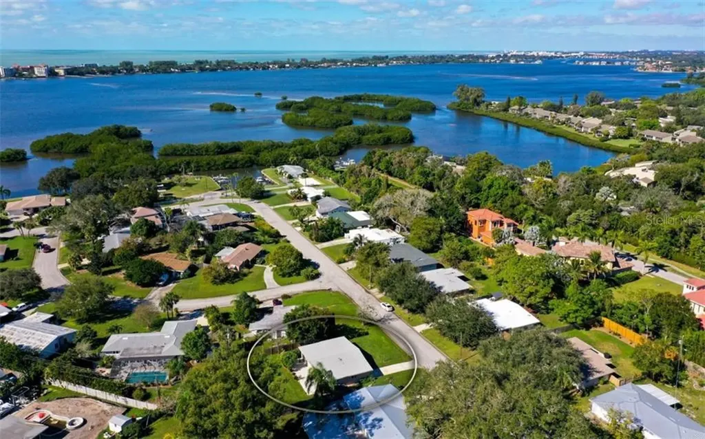 1642 Livingstone Street Sarasota FL 34231
