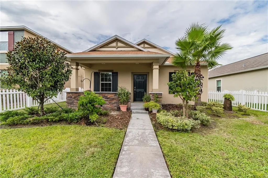 21145 Pleasant Plains Parkway Land O Lakes FL 34637