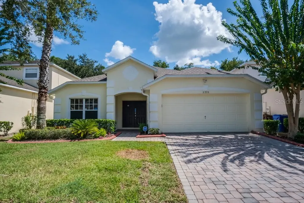 1221 Winding Willow Court Kissimmee FL 34746