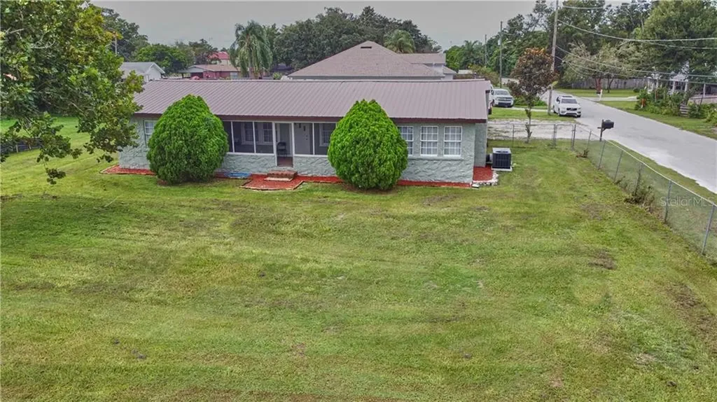 512 Mckay Drive Haines City FL 33844