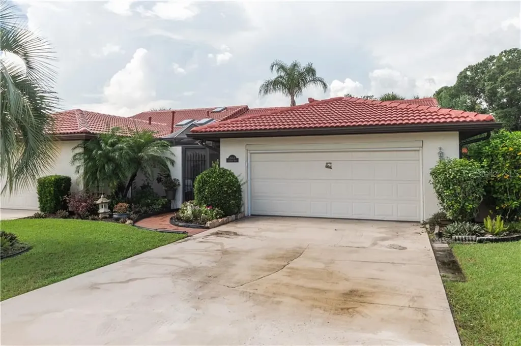 2664 Clubhouse Drive Lake Wales FL 33898