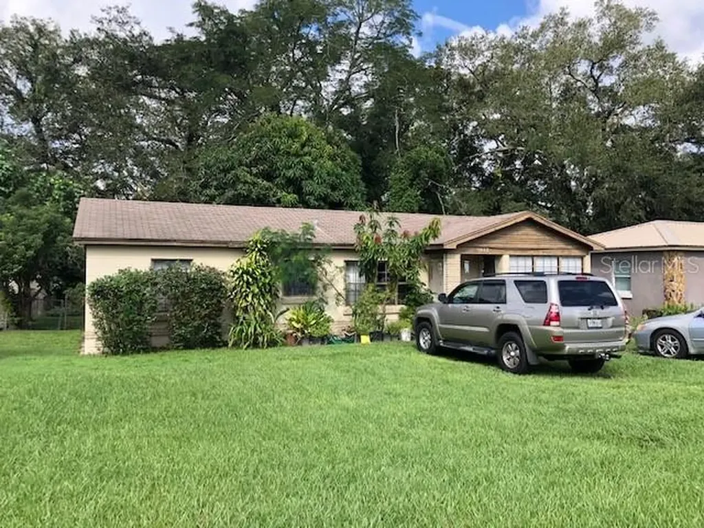 1617 S Warren Avenue Lakeland FL 33803