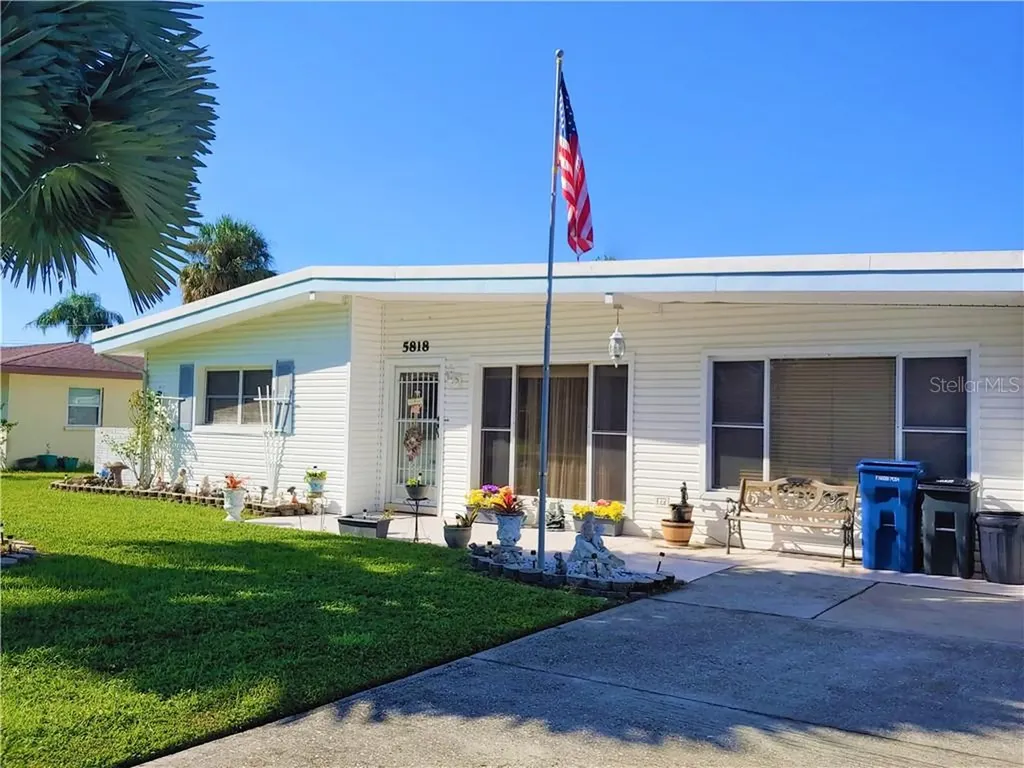 5818 19th Street W Bradenton FL 34207