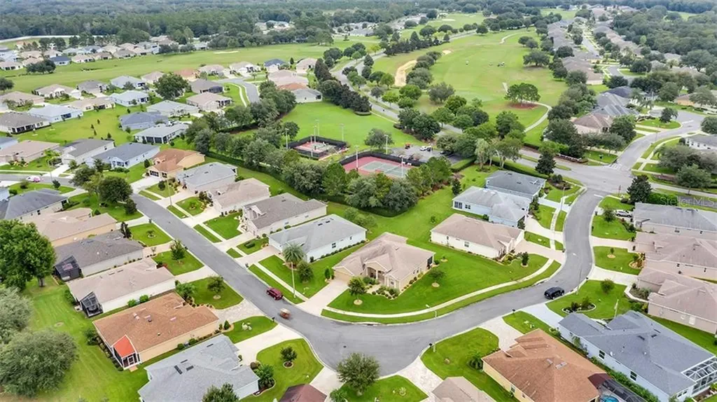 26920 Camerons Run Leesburg FL 34748