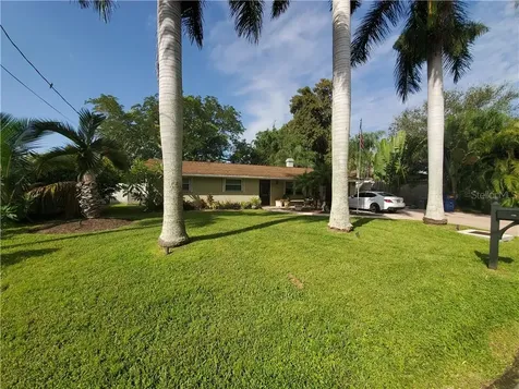 3764 Saint Charles Circle Sarasota FL 34233